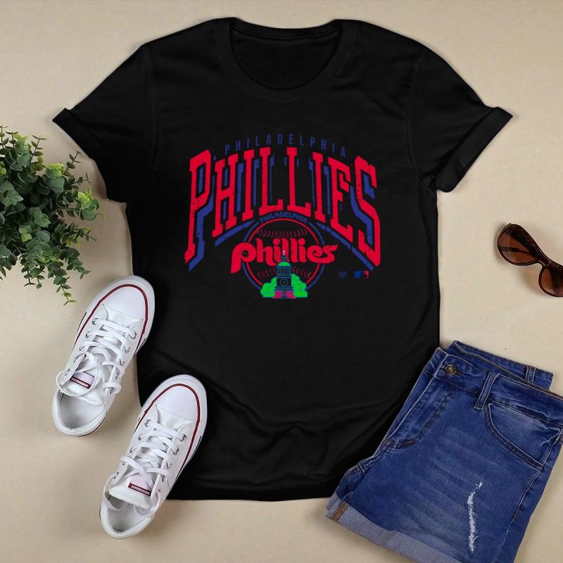 Vintage Phillies Baseball T-Shirt - Retro Fan Tee for Sports Lovers - Image 5