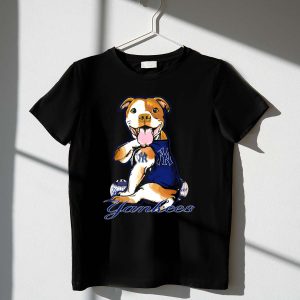 New York Yankees Pittbull Dog Baseball Graphic T-Shirt