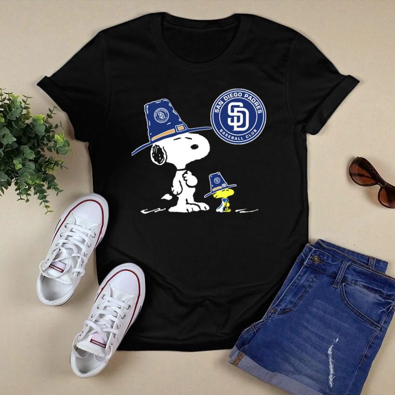 San Diego Padres Snoopy Woodstock Baseball Club Pilgrim Hat T Shirt Black 1