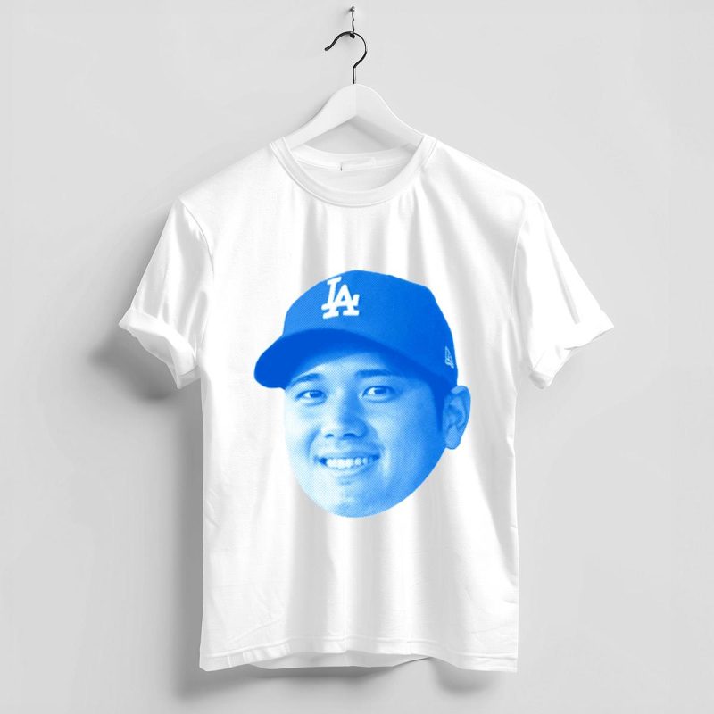 Shohei Ohtani Halftone Face Graphic T-Shirt for Baseball Fans - Image 4
