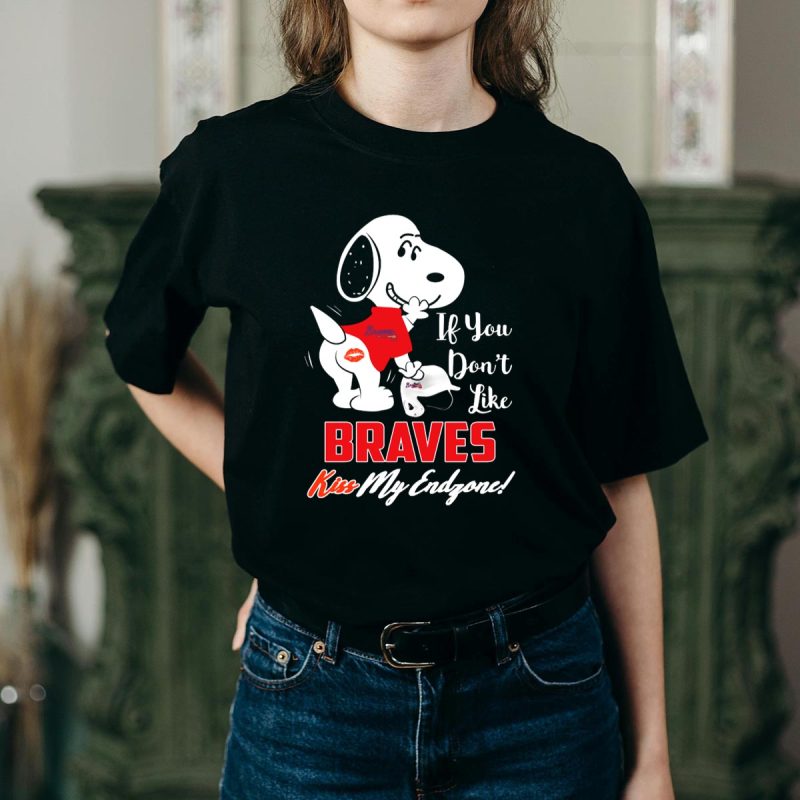 Snoopy If You Don'T Like Braves, Kiss My Endzone T-Shirt - Image 2