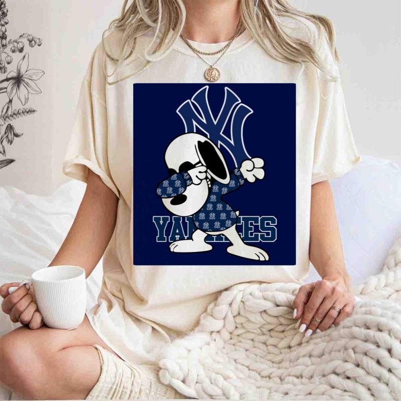 Snoopy Dabbing New York Yankees Logo Yankees T Shirt t shirt 1 1
