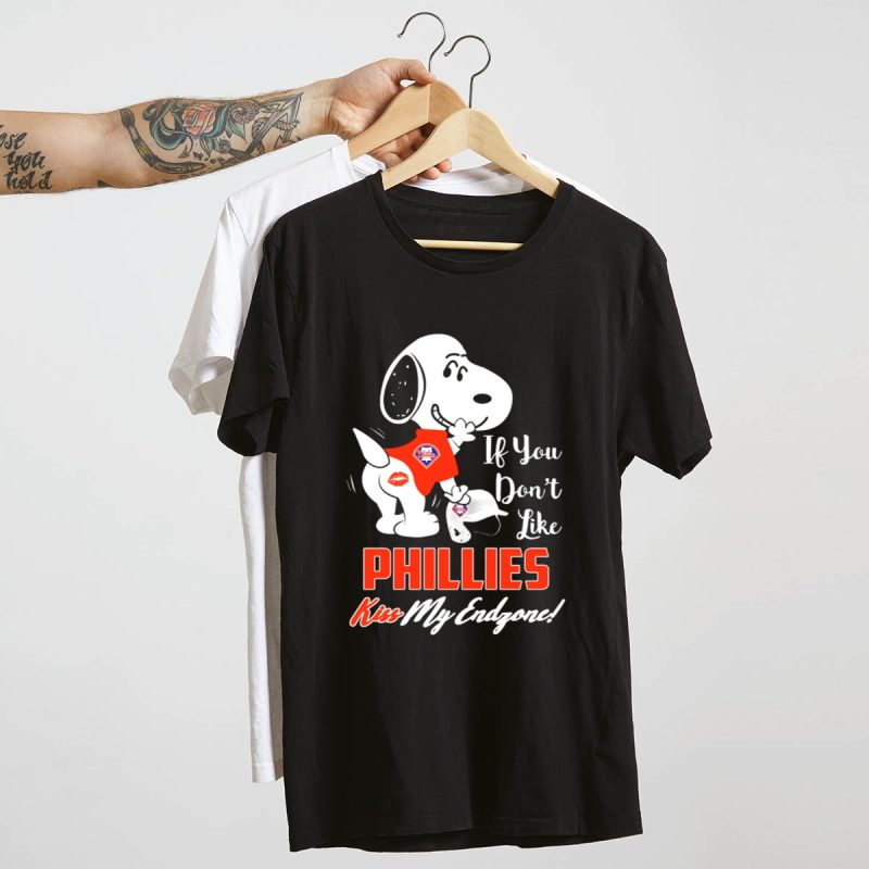 Snoopy Kiss My Endzone Philadelphia Phillies T-Shirt for Fans - Image 4