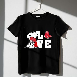 Snoopy Love Boston Red Sox Peanuts Baseball Fan T-Shirt For Adults