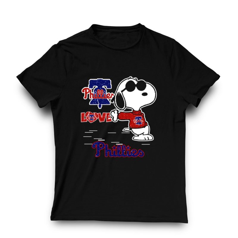 Snoopy Love Philadelphia Phillies T-Shirt - Ideal Gift for Fans! - Image 3