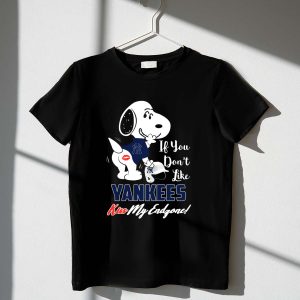 Snoopy Yankees If You Don'T Like Yankees, Kiss My Endzone T-Shirt