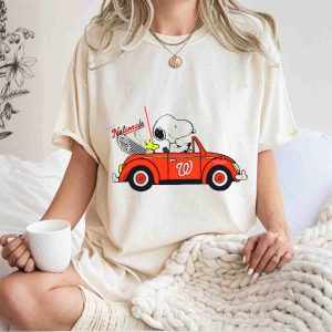 Snoopy & Woodstock Red Car T-Shirt With Washington Nationals Flag