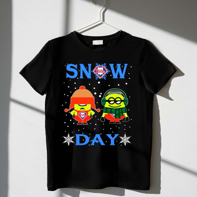Philadelphia Phillies Winter Minions Design T-Shirt for Snow Days