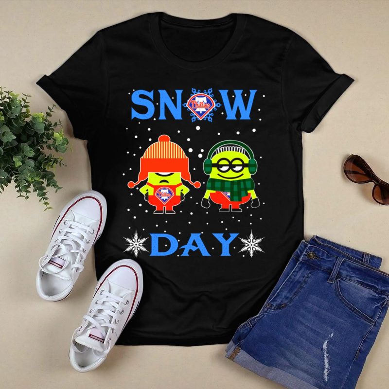 Philadelphia Phillies Winter Minions Design T-Shirt for Snow Days - Image 5