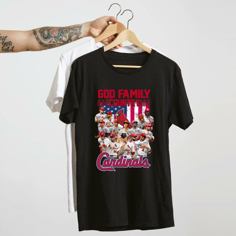 St Louis Cardinals God Family Country Graphic T-Shirt – Unisex Gift