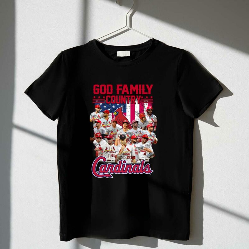 St Louis Cardinals God Family Country Graphic T-Shirt – Unisex Gift - Image 4