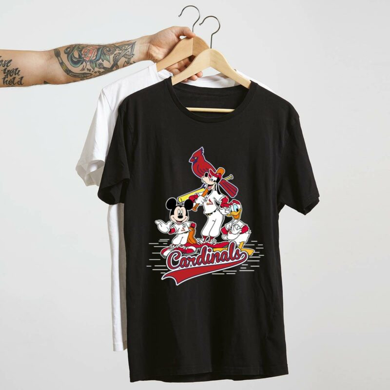 St. Louis Cardinals Mickey, Donald & Goofy Baseball Graphic T-Shirt - Unisex