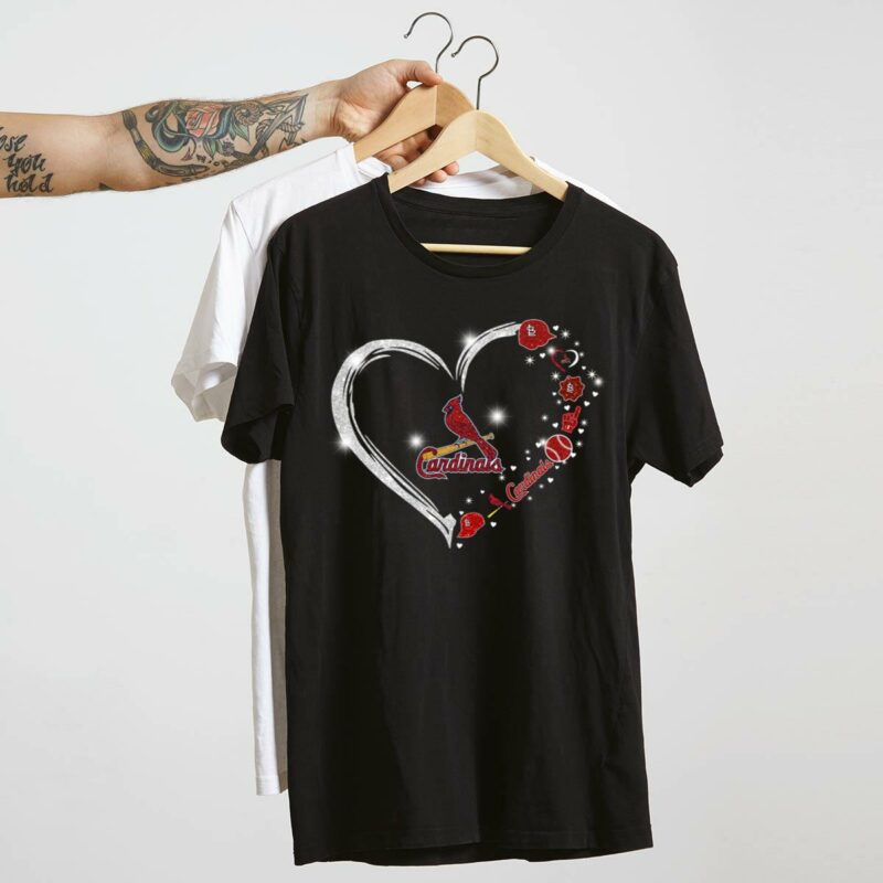 St. Louis Cardinals Twinkle Heart Graphic T-Shirt – Unisex Gift Tee