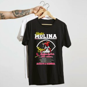 St. Louis Cardinals Yadier Molina Graphic T-Shirt – Unisex Cardinals Fan Gift