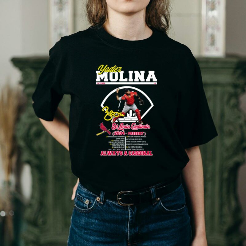St. Louis Cardinals Yadier Molina Graphic T-Shirt – Unisex Cardinals Fan Gift - Image 2