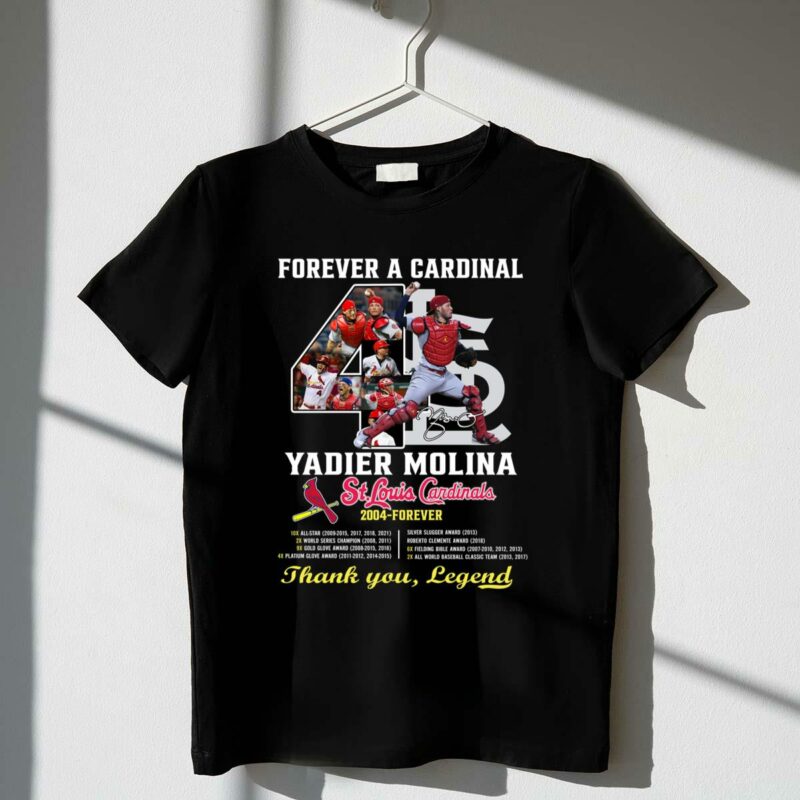 St. Louis Cardinals Yadier Molina Graphic T-Shirt – Unisex Cardinals Fan Gift - Image 4