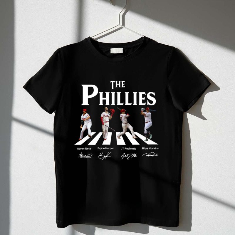 Signed Philadelphia Phillies Legend T-Shirt – Ideal for True Fans!