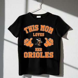 Mom'S Orioles Baseball Fan T-Shirt - Thumbs Up Design For Supporters