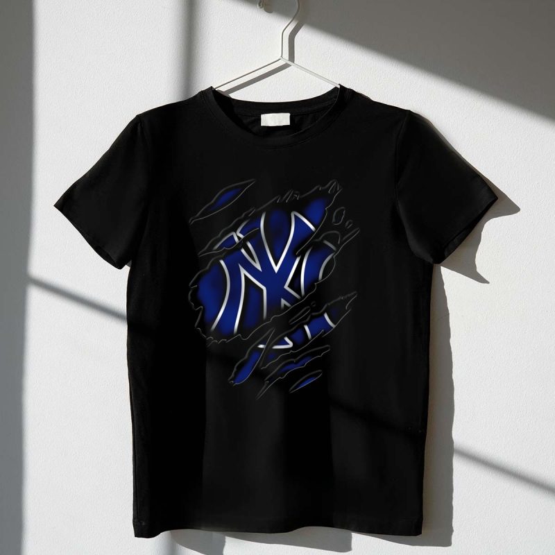 Torn New York Yankees T Shirt t shirt 1 1
