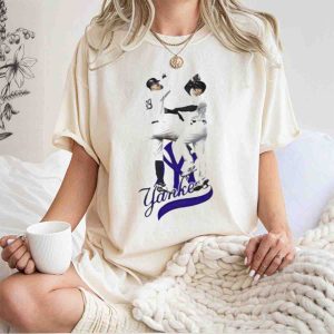 New York Yankees High Five Iconic T-Shirt For Fans And Collectors