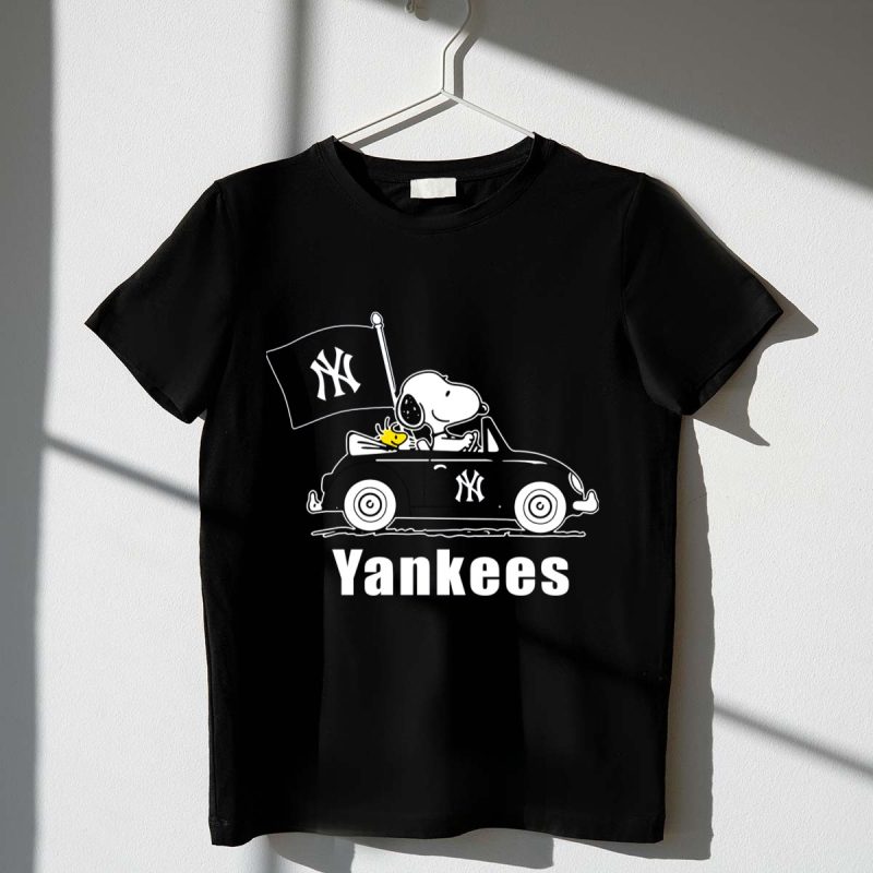 Yankees Snoopy Car New York Yankees Flag T Shirt t shirt 1 1