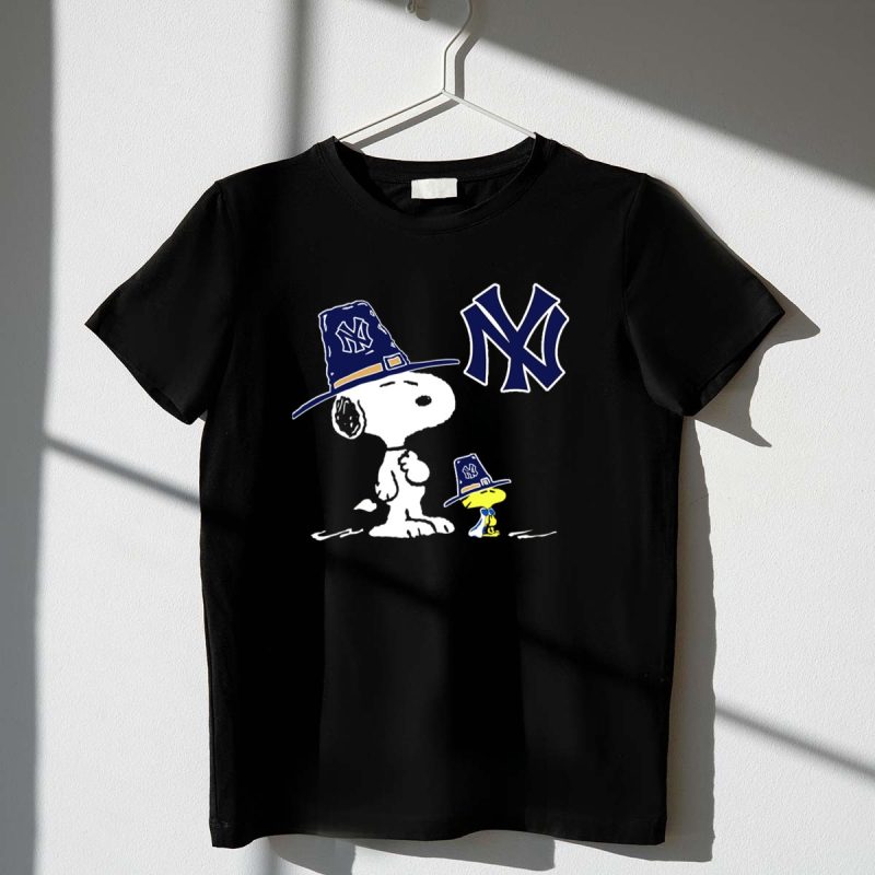 Yankees Snoopy and Woodstock Pilgrim Hats T Shirt t shirt 1 1