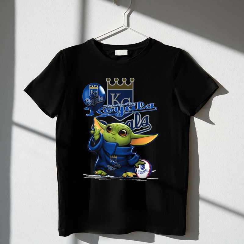 Yoda Kansas City Royals Holding KC Ball and Balloon T Shirt t shirt 1 1