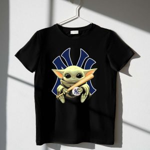 Yoda Star Wars Yankees Baseball Bat Graphic T-Shirt For Fans