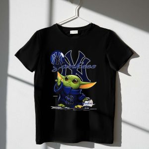 Yoda Yankees Fan T-Shirt With New York Emblem And Baseball Design